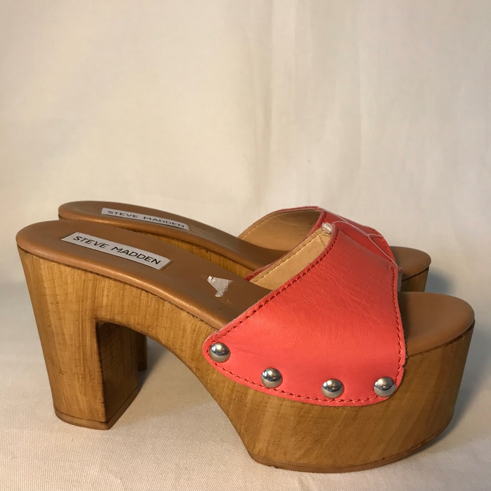 Steve Madden Platforms Slip On